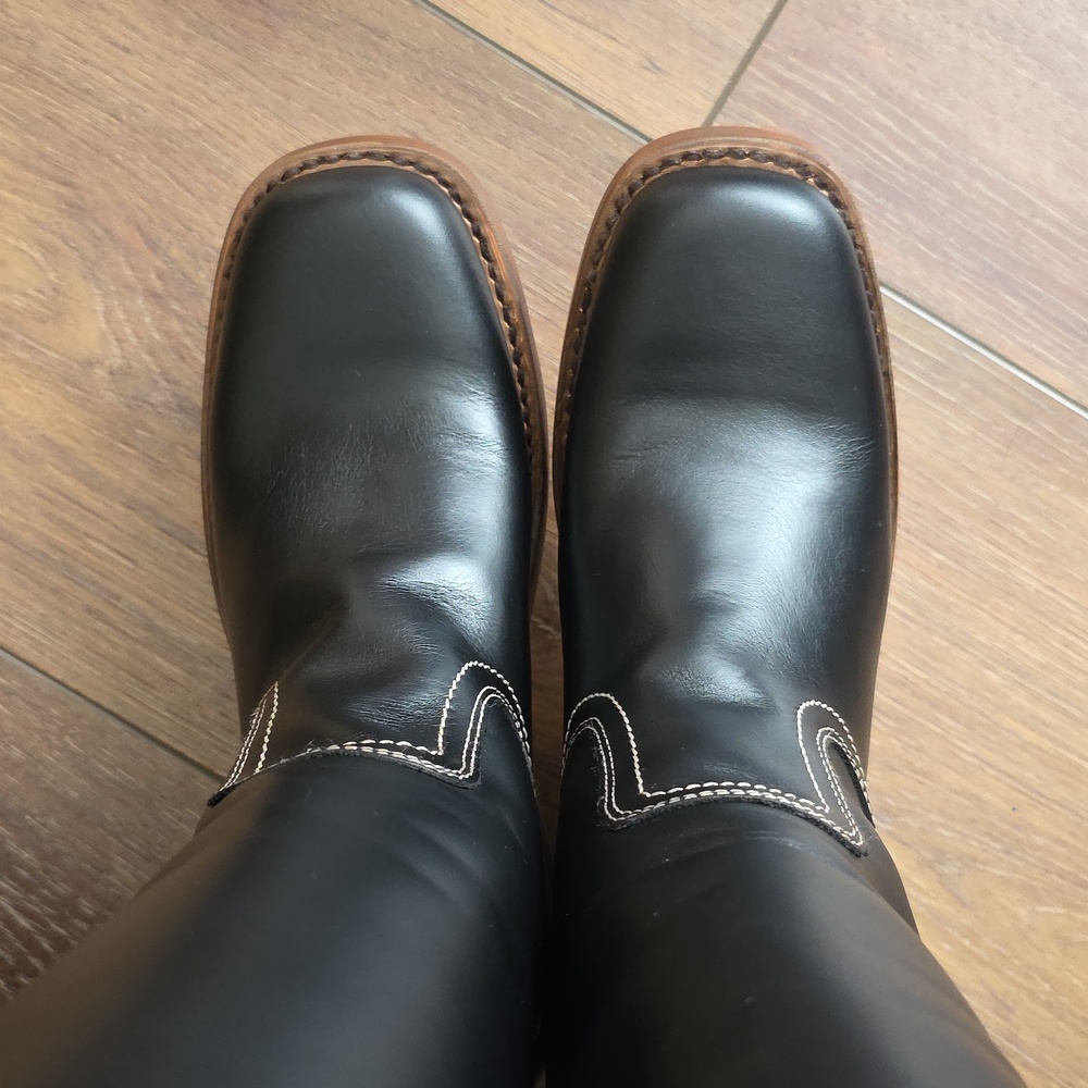 Frye Black Leather Heeled Boots - Picture 4 of 15